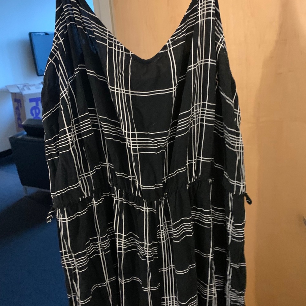 Plus size jumpsuit (w/belt)